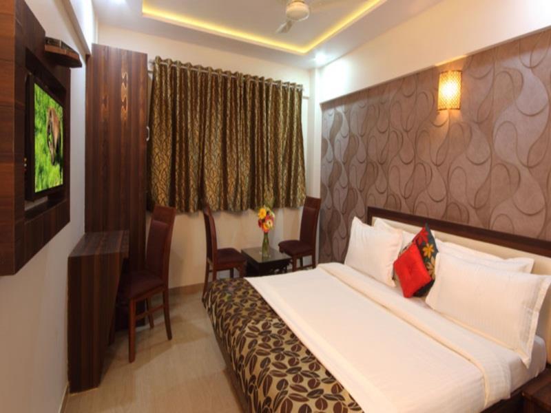 Hotel Railway Inn Thane Buitenkant foto