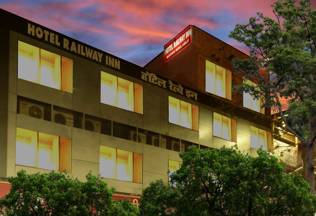 Hotel Railway Inn Thane Buitenkant foto