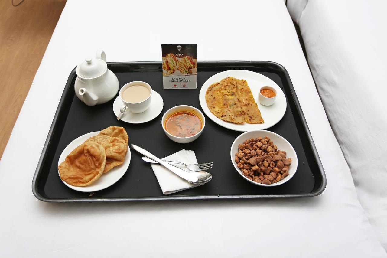 Hotel Railway Inn Thane Buitenkant foto